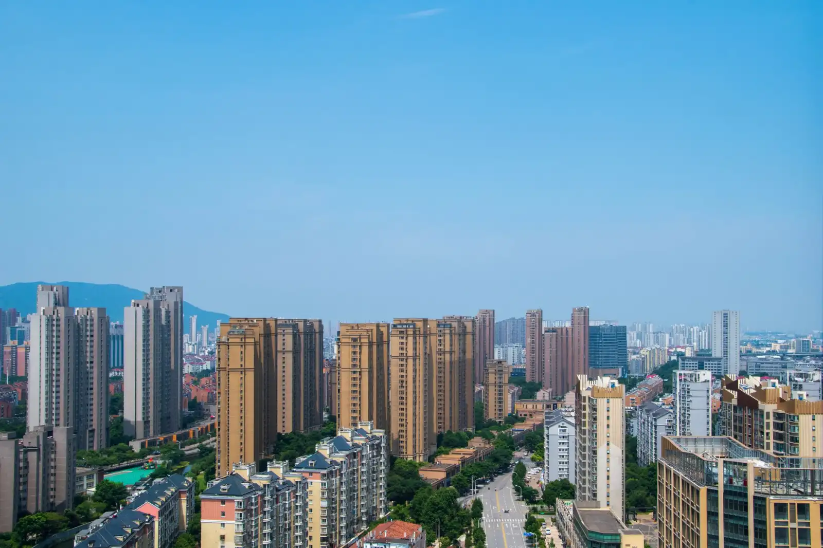 野梁科技物联网数据采集网关在远程监控场景中的技术架构解析